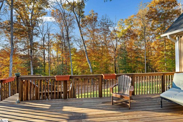 555 Riverstead Drive, Marietta, SC 29661