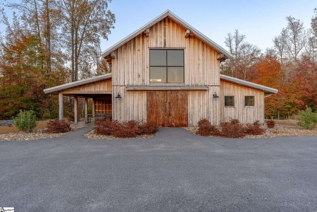 555 Riverstead Drive, Marietta, SC 29661