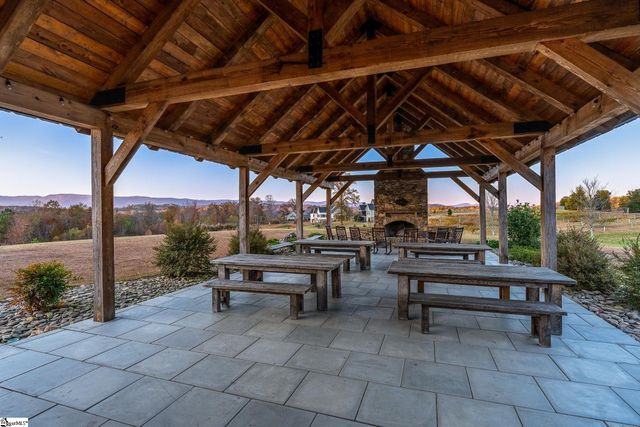 555 Riverstead Drive, Marietta, SC 29661