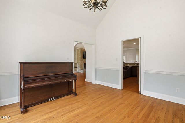 1700 W Paces Ferry Road, Raleigh, NC 27613