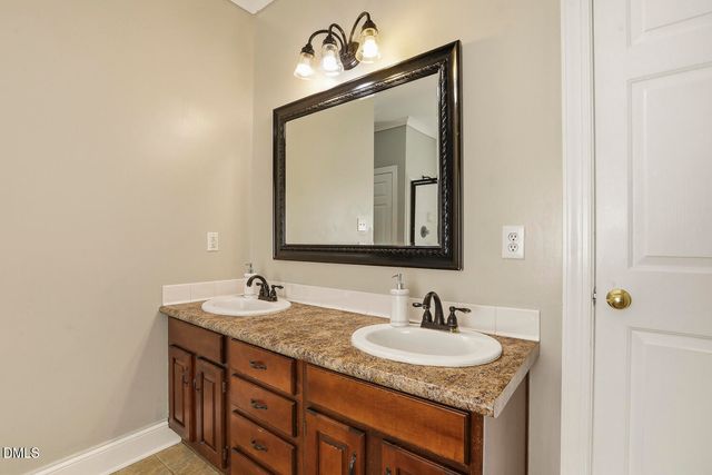 1700 W Paces Ferry Road, Raleigh, NC 27613