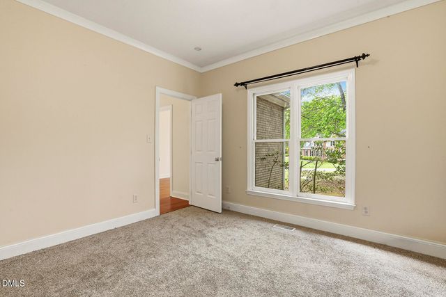 1700 W Paces Ferry Road, Raleigh, NC 27613