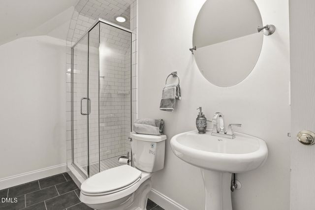 1700 W Paces Ferry Road, Raleigh, NC 27613