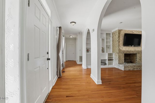 1700 W Paces Ferry Road, Raleigh, NC 27613