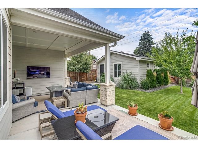3044 Chase St, Wheat Ridge, CO 80214