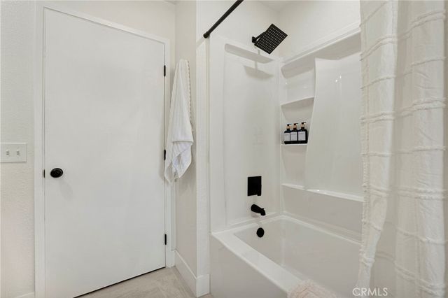 14204 Tehachapi Road, Apple Valley, CA 92307