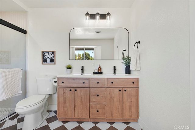 14204 Tehachapi Road, Apple Valley, CA 92307