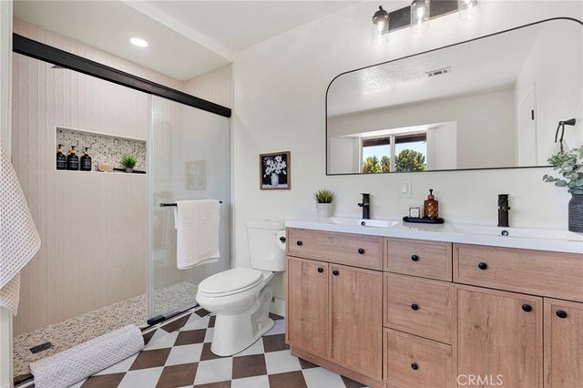 14204 Tehachapi Road, Apple Valley, CA 92307
