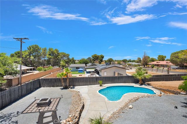 14204 Tehachapi Road, Apple Valley, CA 92307