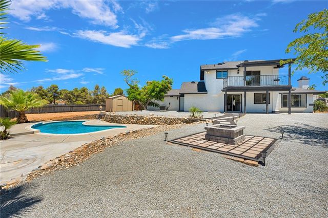 14204 Tehachapi Road, Apple Valley, CA 92307