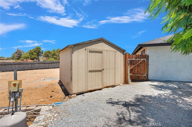 14204 Tehachapi Road, Apple Valley, CA 92307