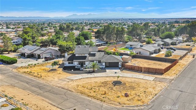 14204 Tehachapi Road, Apple Valley, CA 92307