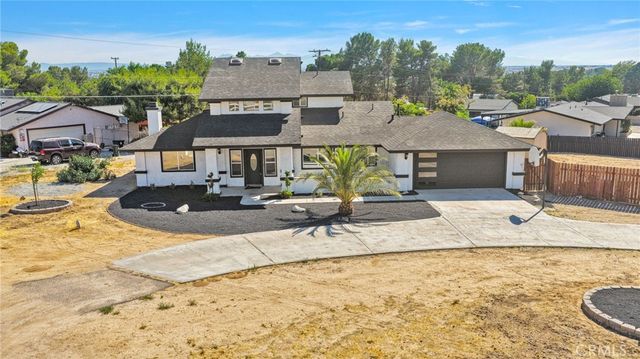 14204 Tehachapi Road, Apple Valley, CA 92307