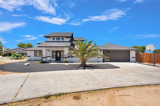 14204 Tehachapi Road, Apple Valley, CA 92307