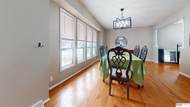 1862 S 145th Avenue, Omaha, NE 68144