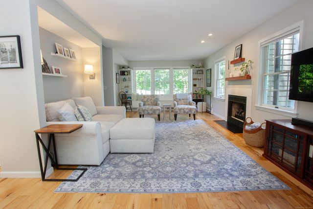 12 Chatsworth Road 12, Granby, CT 06035