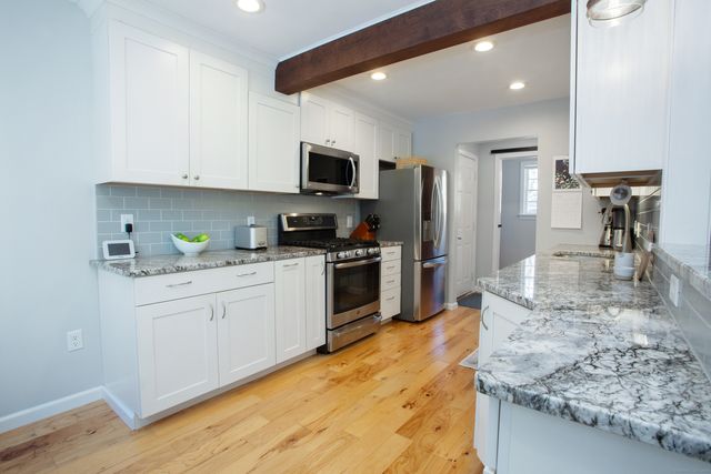 12 Chatsworth Road 12, Granby, CT 06035