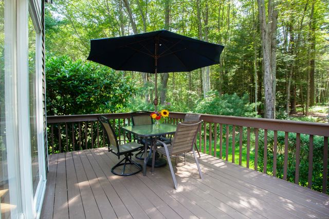 12 Chatsworth Road 12, Granby, CT 06035