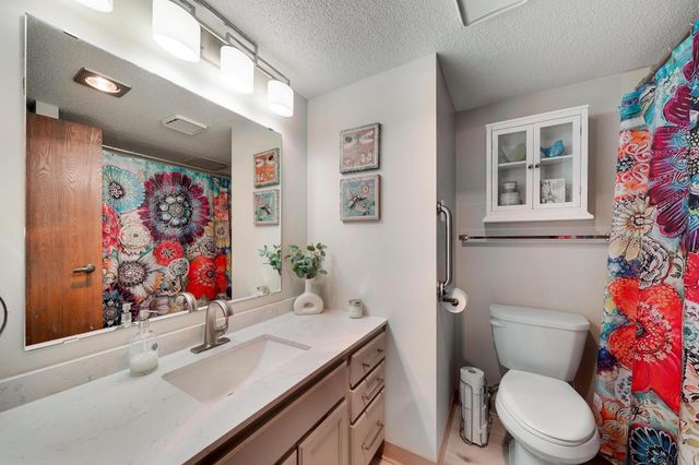 2601 Kenzie Terrace 318, Saint Anthony, MN 55418