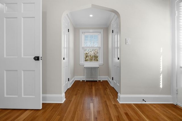 778 W Roxbury Pkwy, Boston, MA 02131