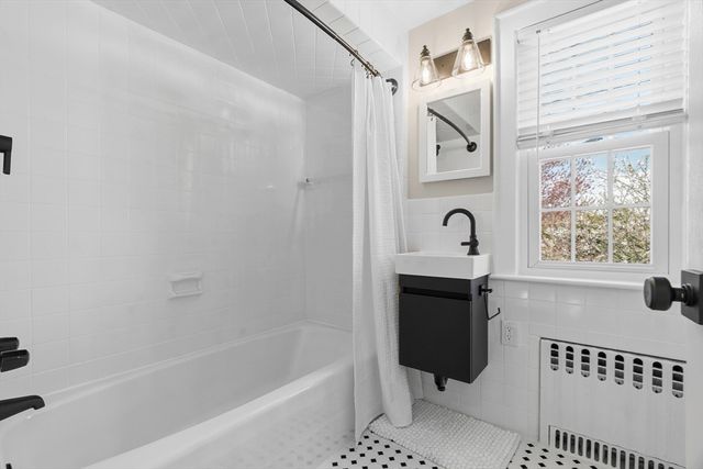 778 W Roxbury Pkwy, Boston, MA 02131