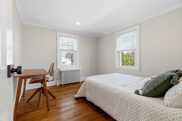 778 W Roxbury Pkwy, Boston, MA 02131