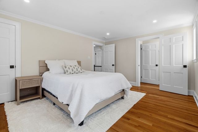 778 W Roxbury Pkwy, Boston, MA 02131