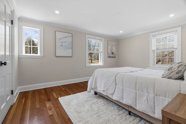 778 W Roxbury Pkwy, Boston, MA 02131