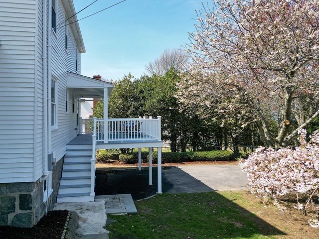 778 W Roxbury Pkwy, Boston, MA 02131