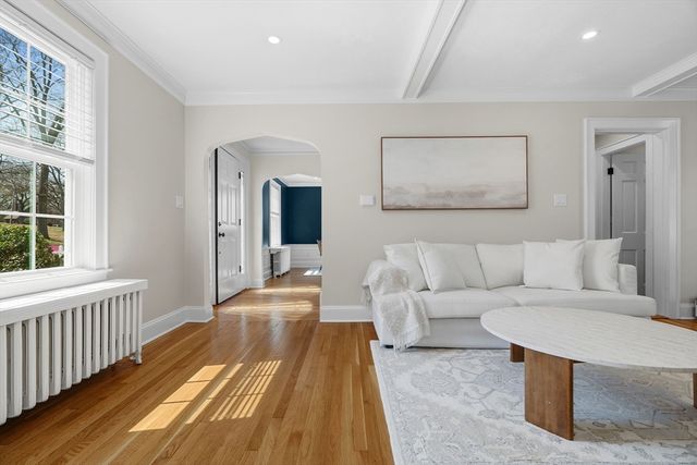 778 W Roxbury Pkwy, Boston, MA 02131