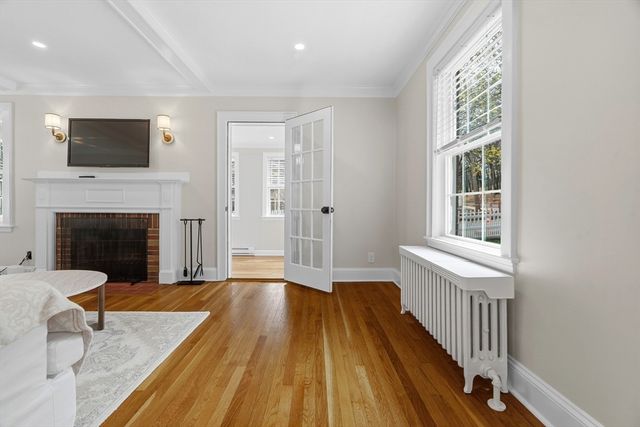 778 W Roxbury Pkwy, Boston, MA 02131