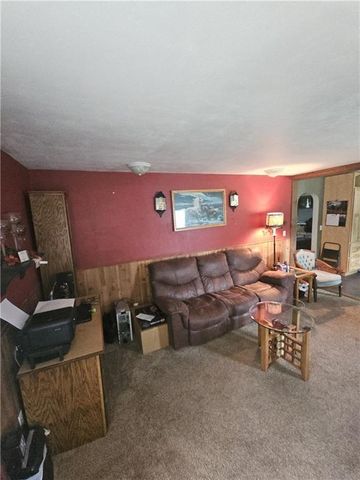 105 Court Street, Neillsville, WI 54456