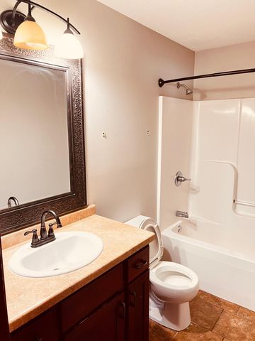 440 22nd Avenue N, Sartell, MN 56377