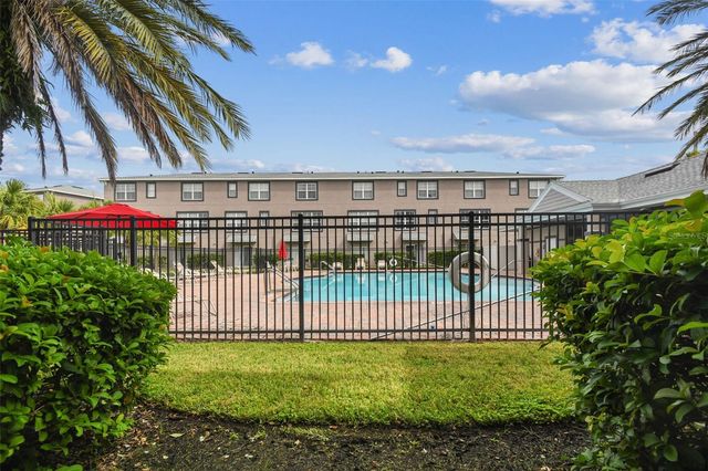 2503 MIDDLETON GROVE DRIVE, Brandon, FL 33511