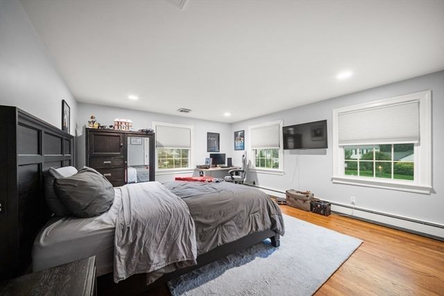 10 Juniper Hill Road, Waltham, MA 02452