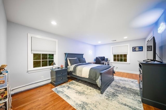 10 Juniper Hill Road, Waltham, MA 02452