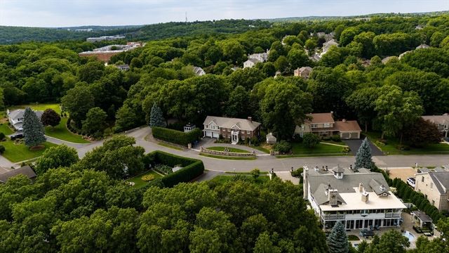 10 Juniper Hill Road, Waltham, MA 02452