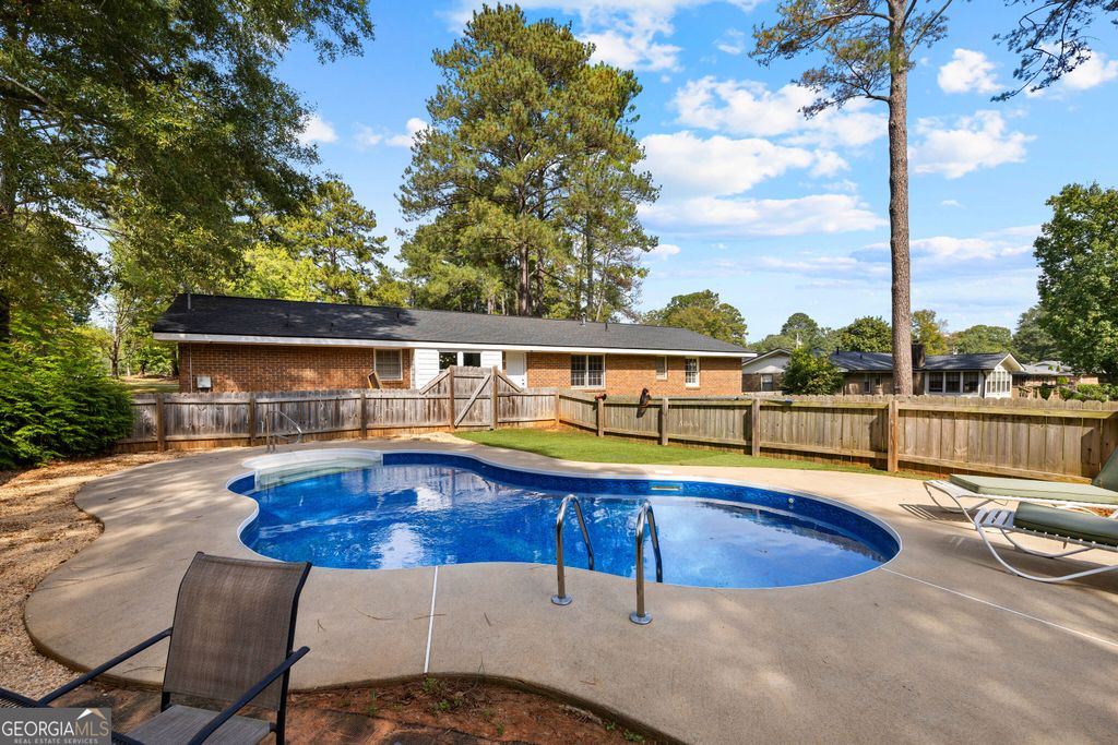 2045 Forest Drive, Fayetteville, GA 30214 — photo 4