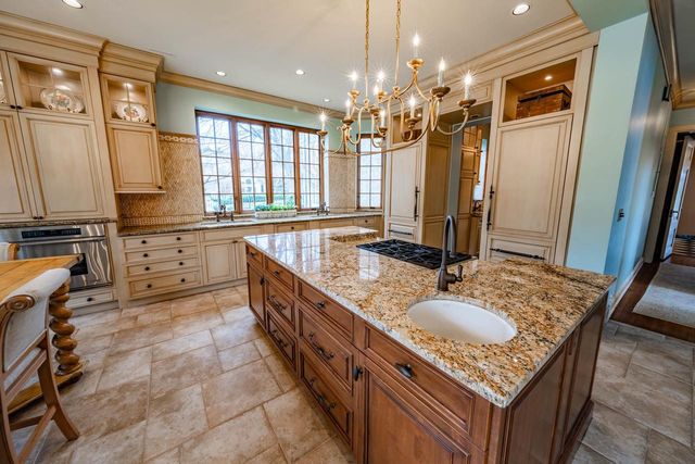 304 BRAEBOURNE COURT, Green Bay, WI 54301