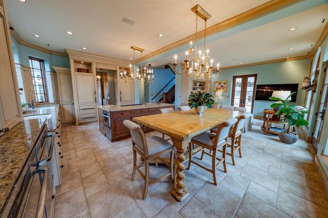 304 BRAEBOURNE COURT, Green Bay, WI 54301