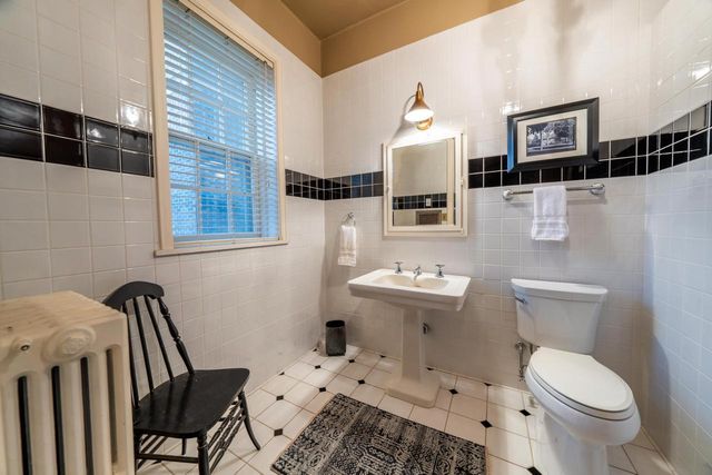 304 BRAEBOURNE COURT, Green Bay, WI 54301