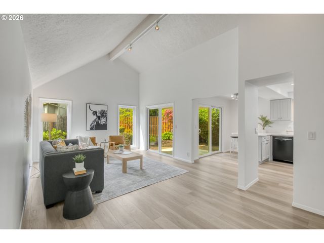 9685 Sw HIALEAH Dr, Beaverton, OR 97008