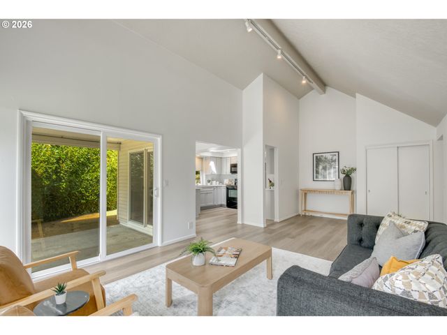 9685 Sw HIALEAH Dr, Beaverton, OR 97008