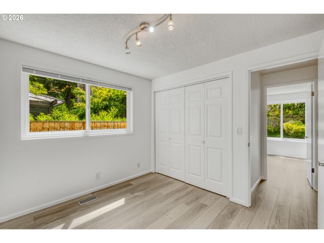 9685 Sw HIALEAH Dr, Beaverton, OR 97008
