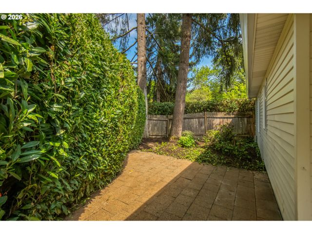 9685 Sw HIALEAH Dr, Beaverton, OR 97008
