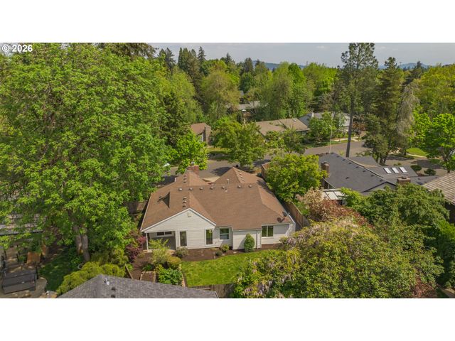 9685 Sw HIALEAH Dr, Beaverton, OR 97008