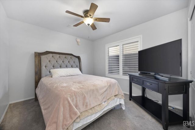 10710 Academy Avenue, Bakersfield, CA 93312