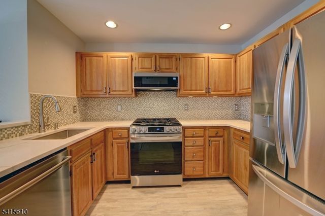 6014 Tudor Dr 6014, Pequannock Twp., NJ 07444