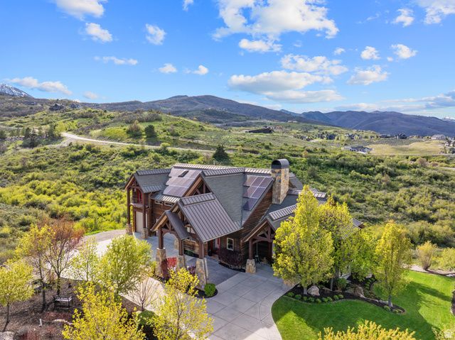 6438 E SUMMIT CV, Huntsville, UT 84317