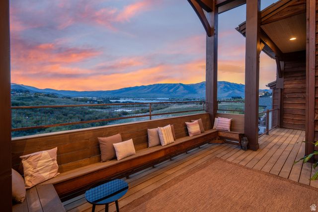 6438 E SUMMIT CV, Huntsville, UT 84317